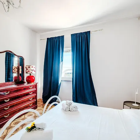 Alba Villa