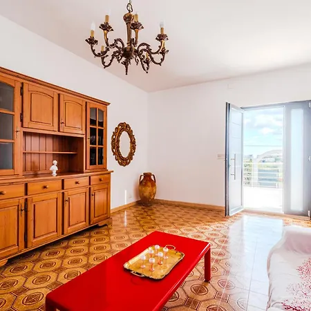 Alba Villa